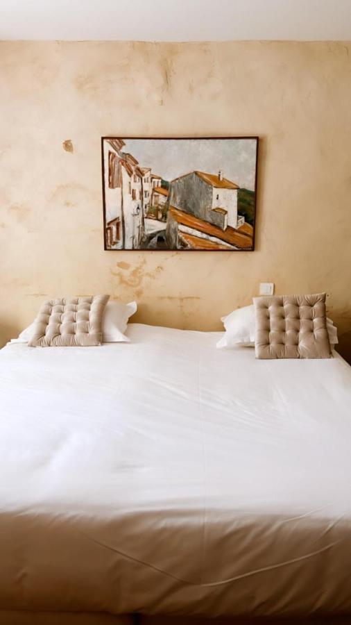 L'Auberge du Presbytère Saignon Esterno foto